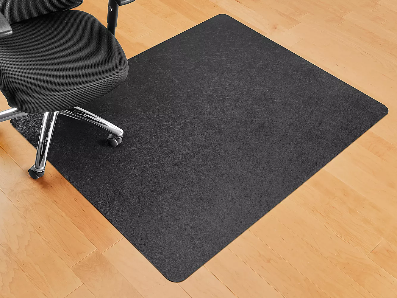How To Choose The Right Office Mats?